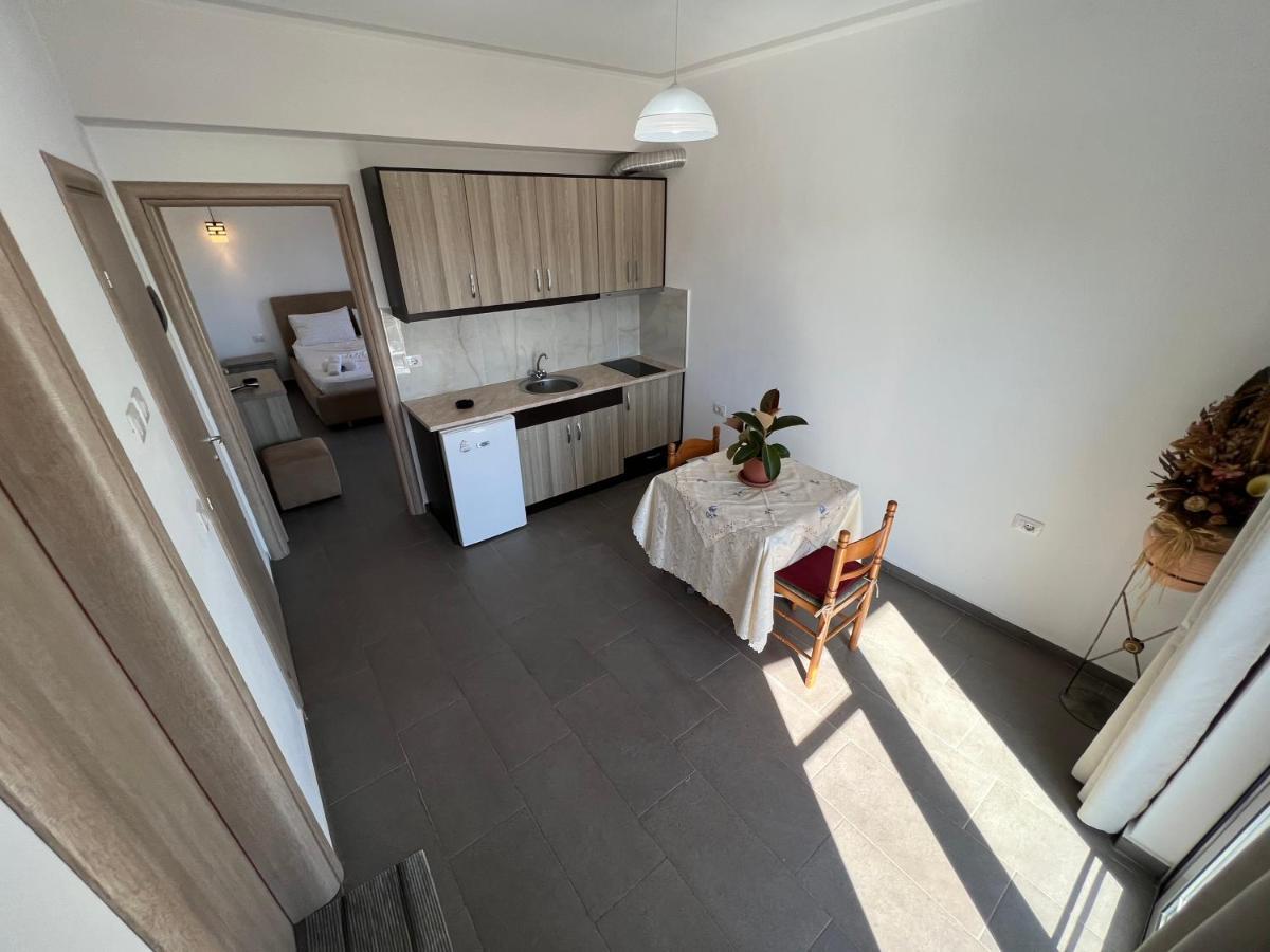 Hotel Irini Sarande Exterior photo